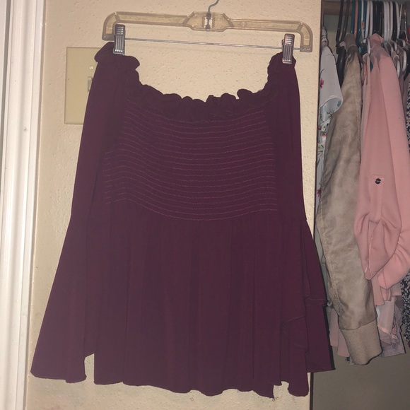 Off the shoulder blouse - Picture 1 of 3